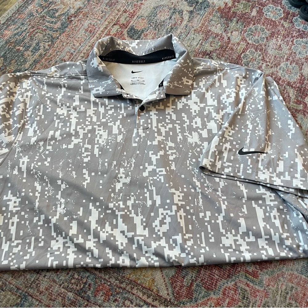 Nike Men's Gray Camo Polo Shirt